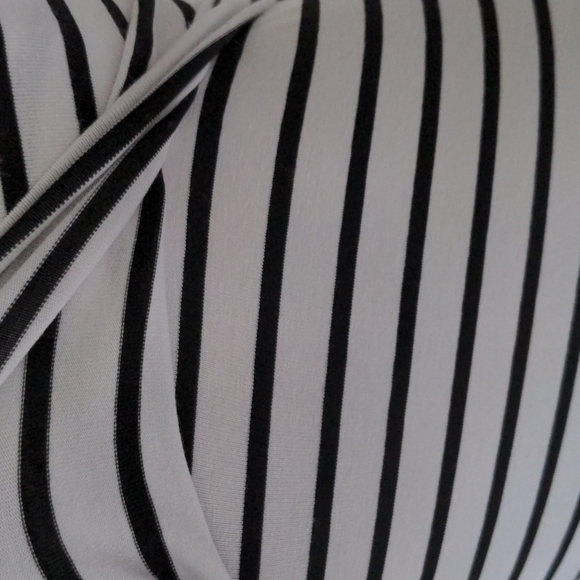 Dress - Picture 10 of 11